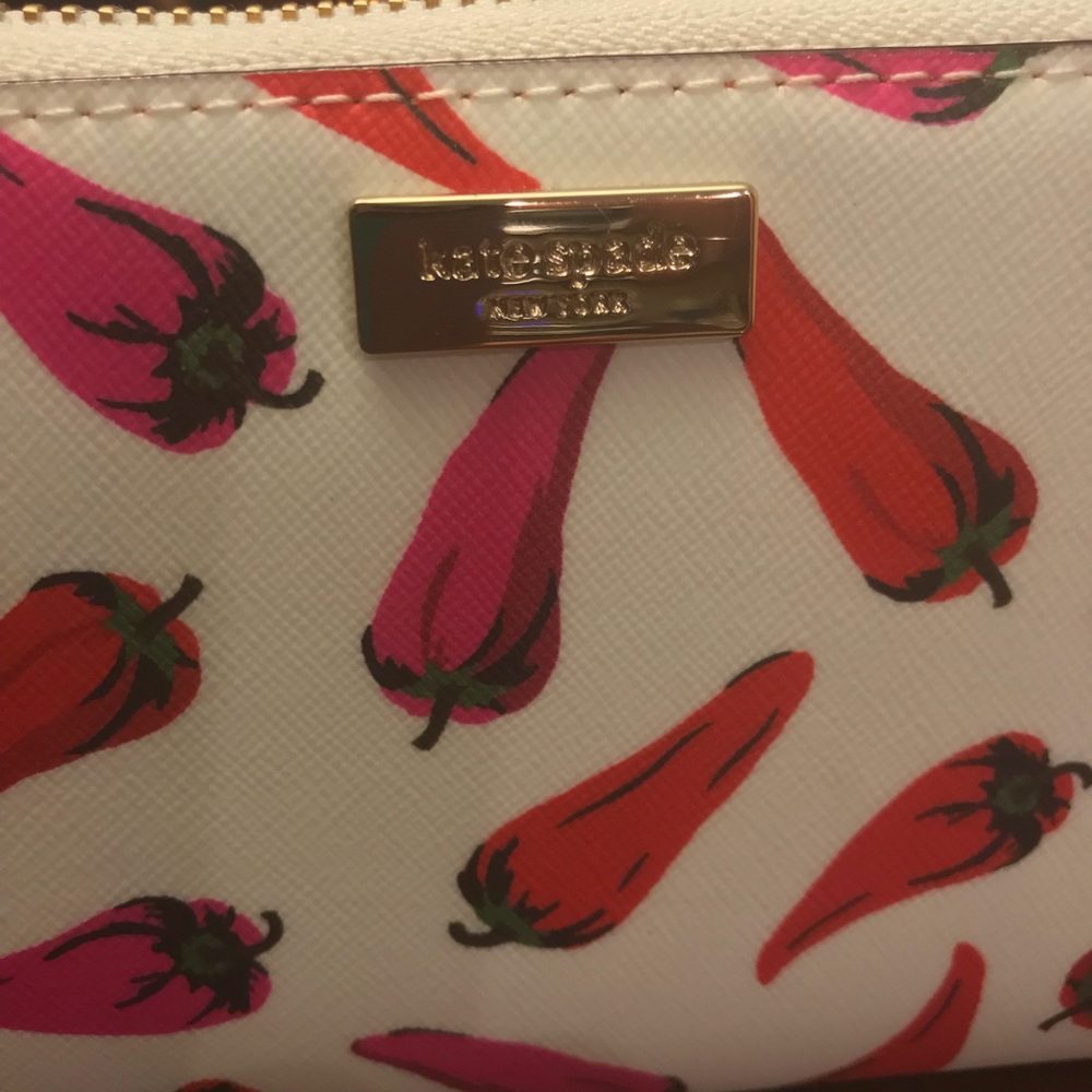 Kate Spade Pepper wallet